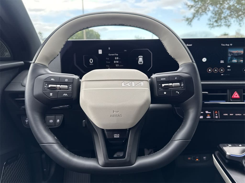 Thumbnail: 2025 Kia EV6 - 8