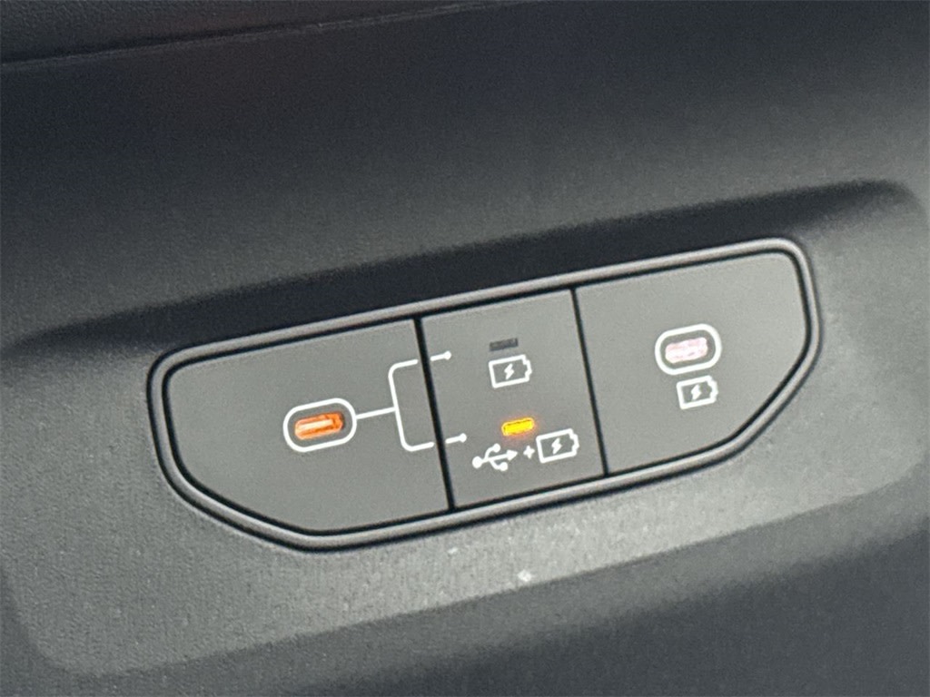 Thumbnail: 2025 Kia EV6 - 24