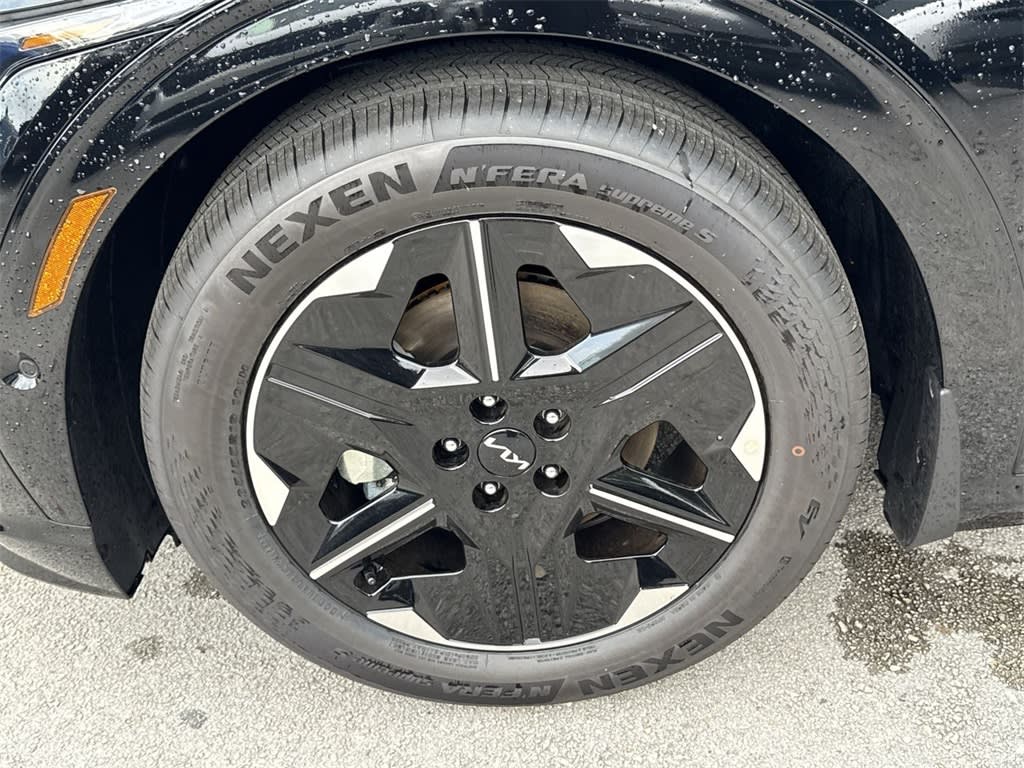 Thumbnail: 2025 Kia EV6 - 6