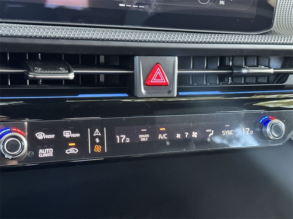 Thumbnail: 2025 Kia EV6 - 24