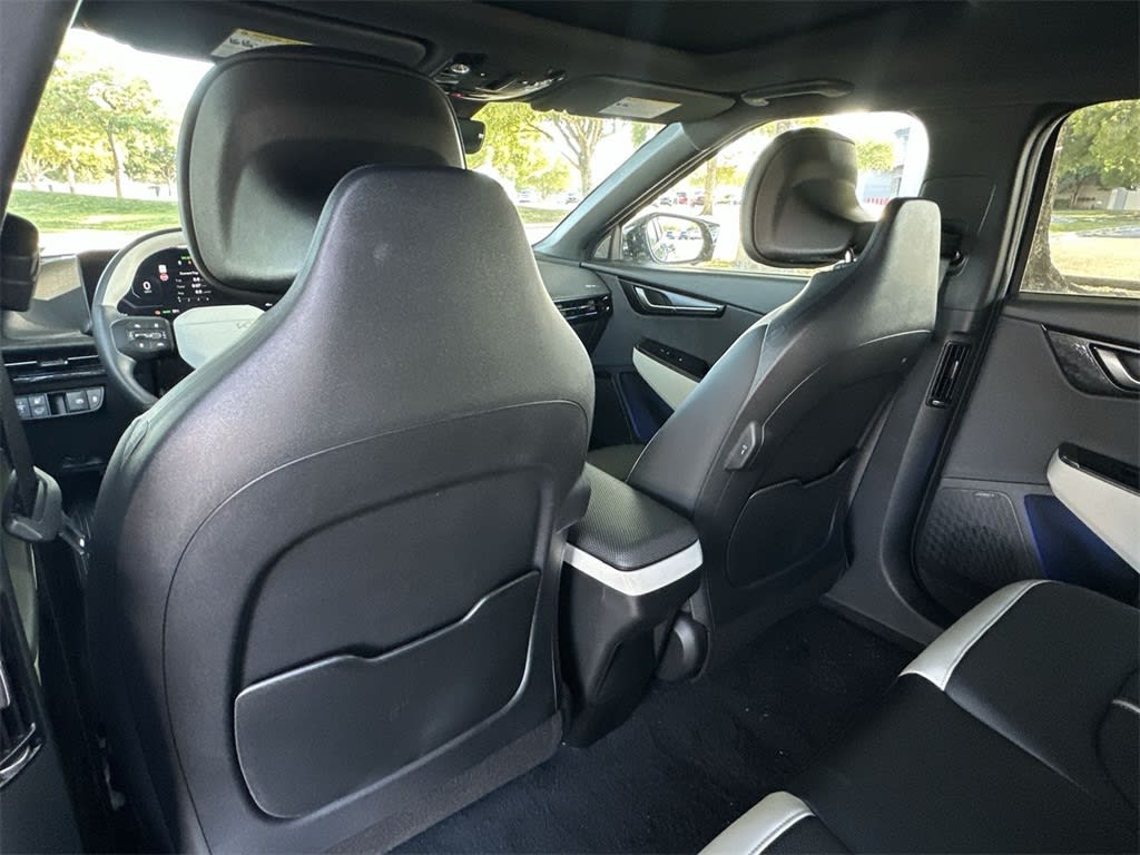 Thumbnail: 2025 Kia EV6 - 11