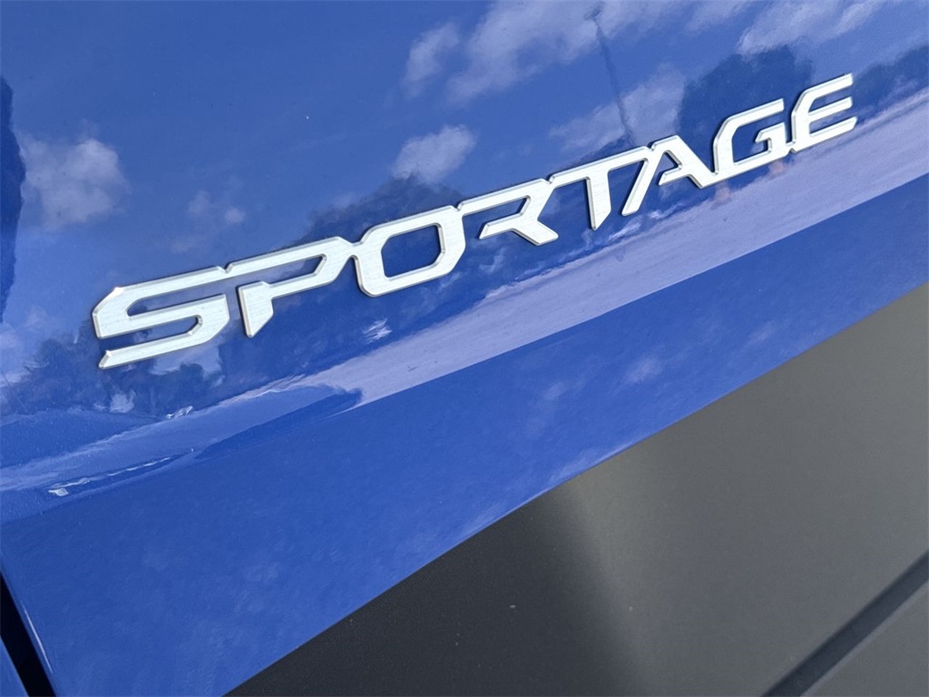 Thumbnail: 2026 Kia Sportage - 6