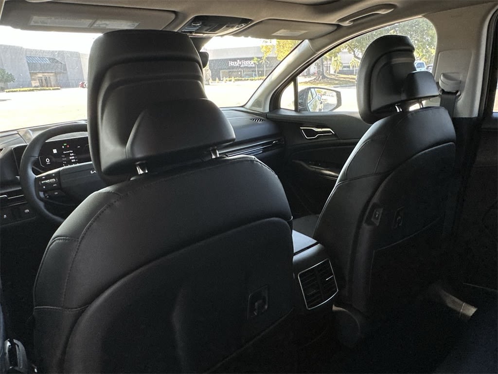 Thumbnail: 2026 Kia Sportage - 12