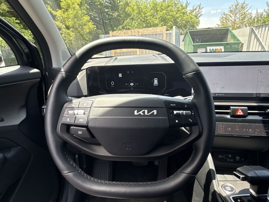 Thumbnail: 2026 Kia Sportage - 12