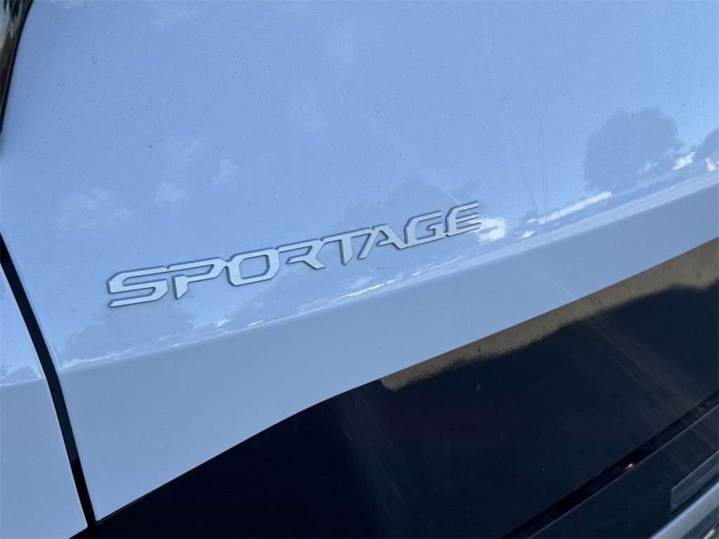 Thumbnail: 2026 Kia Sportage - 7