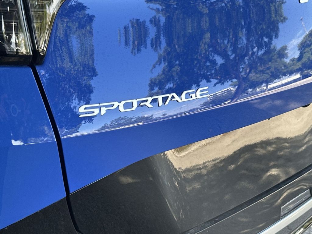 Thumbnail: 2026 Kia Sportage - 6