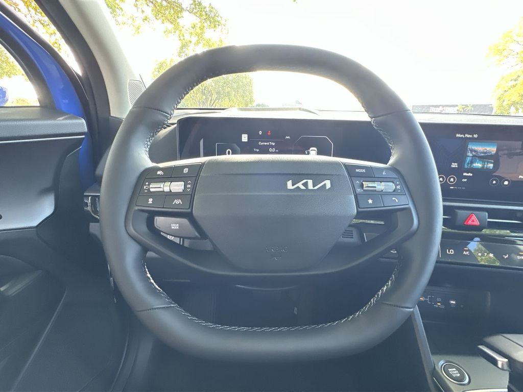Thumbnail: 2026 Kia Sportage - 9