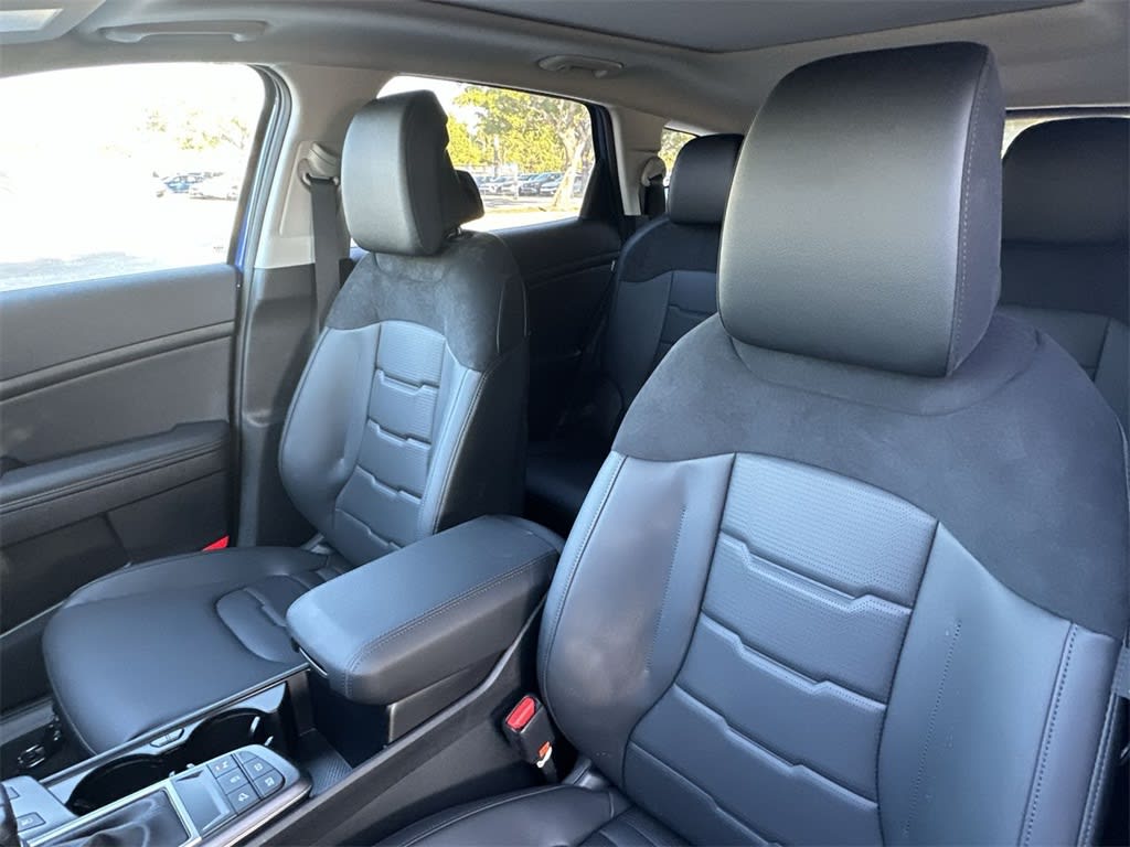 Thumbnail: 2026 Kia Sportage - 10