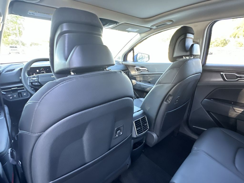 Thumbnail: 2026 Kia Sportage - 27