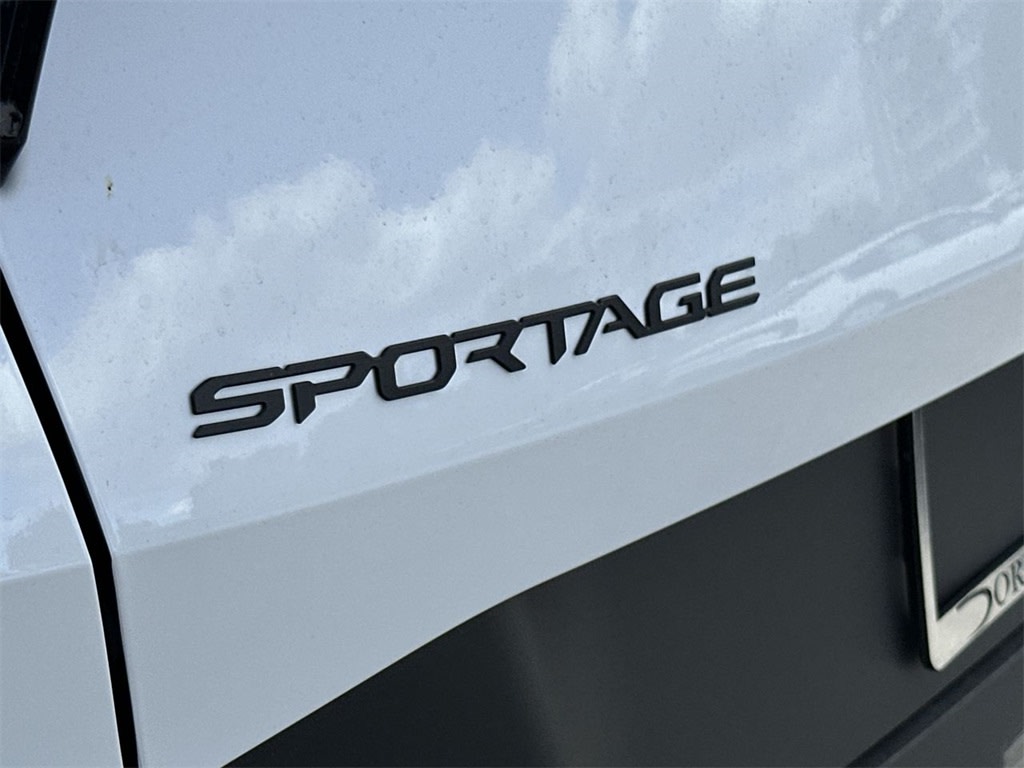 Thumbnail: 2026 Kia Sportage - 7
