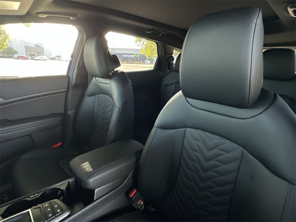 Thumbnail: 2026 Kia Sportage - 10