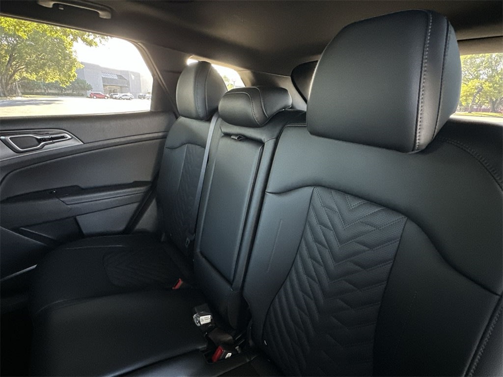 Thumbnail: 2026 Kia Sportage - 12