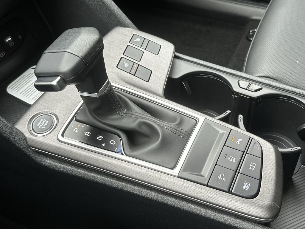 Thumbnail: 2026 Kia Sportage - 16