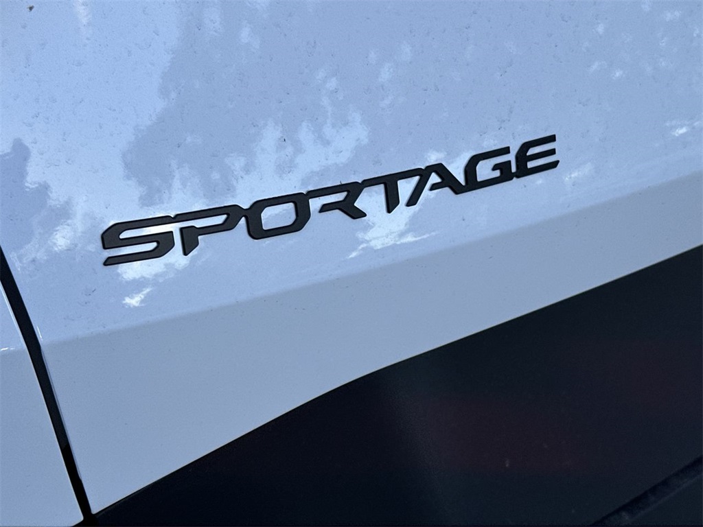 Thumbnail: 2026 Kia Sportage - 7