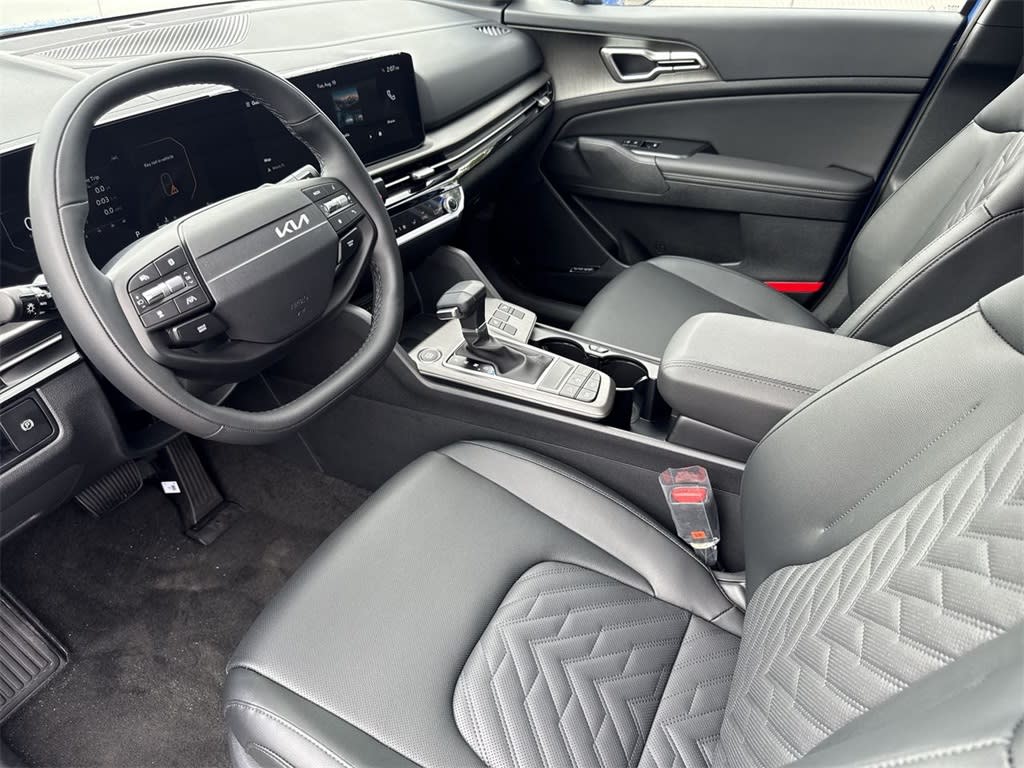 Thumbnail: 2026 Kia Sportage - 10