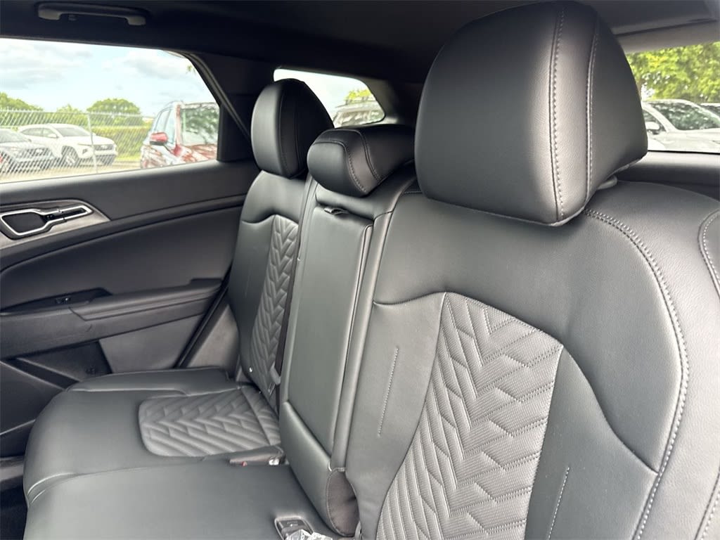 Thumbnail: 2026 Kia Sportage - 12