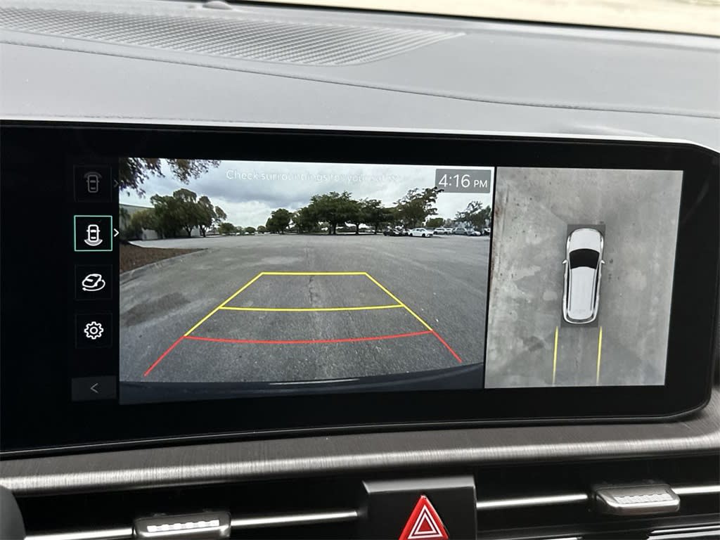 Thumbnail: 2026 Kia Sportage - 24