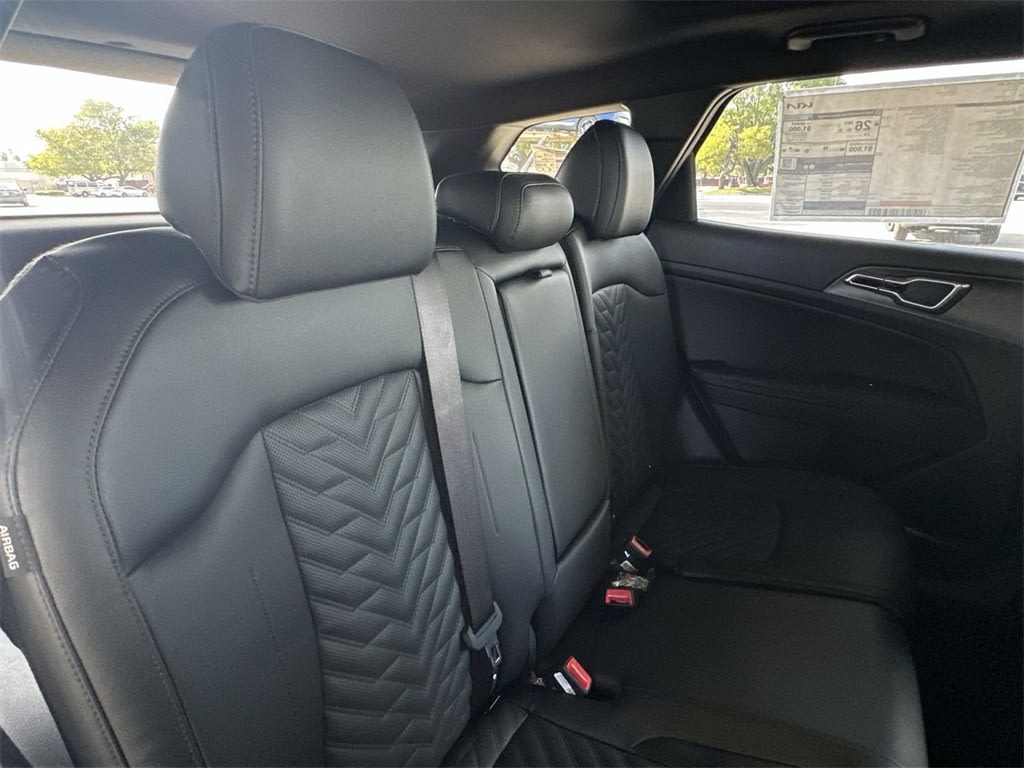 Thumbnail: 2026 Kia Sportage - 26