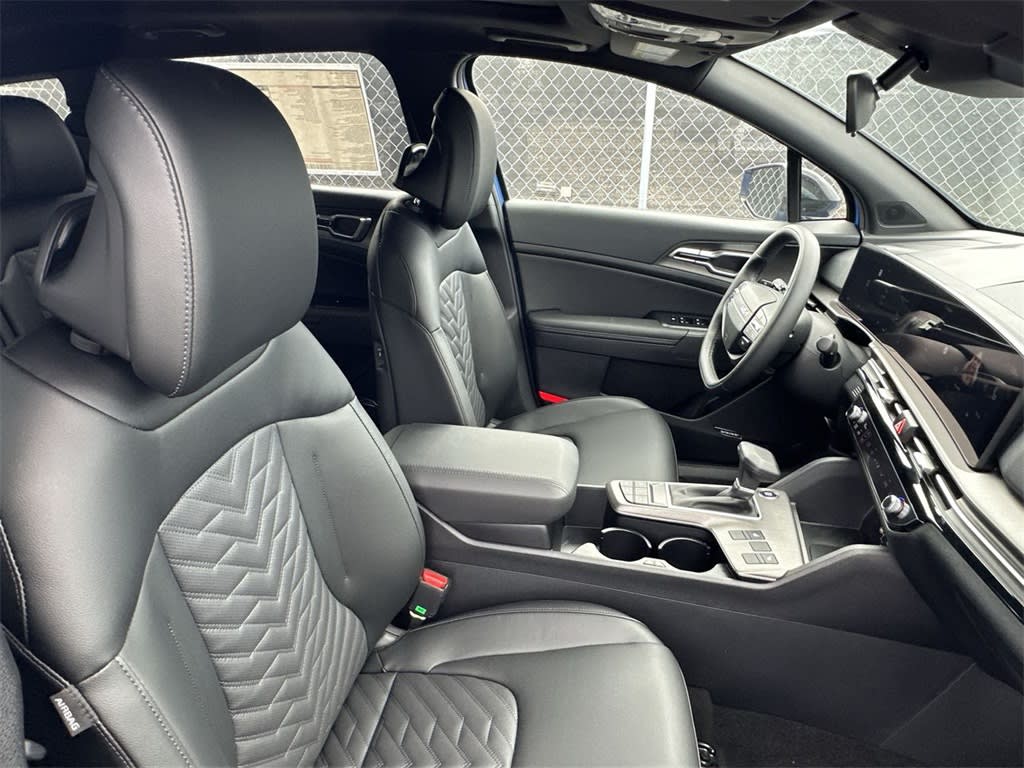 Thumbnail: 2026 Kia Sportage - 12