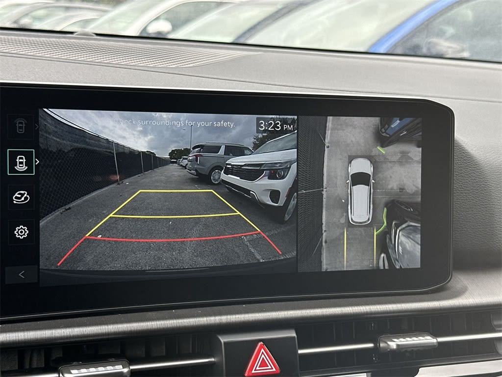 Thumbnail: 2026 Kia Sportage - 25