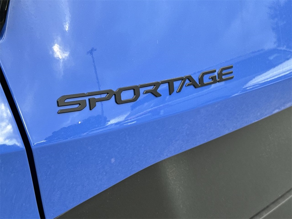 Thumbnail: 2026 Kia Sportage - 7