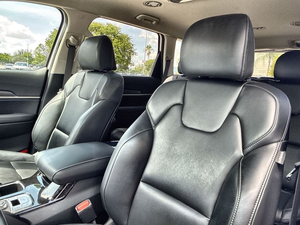 Thumbnail: 2024 Kia Telluride - 11
