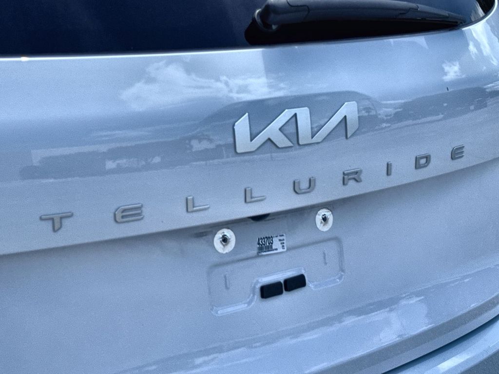 Thumbnail: 2024 Kia Telluride - 7