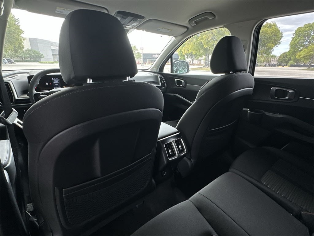 Thumbnail: 2026 Kia Sorento - 27