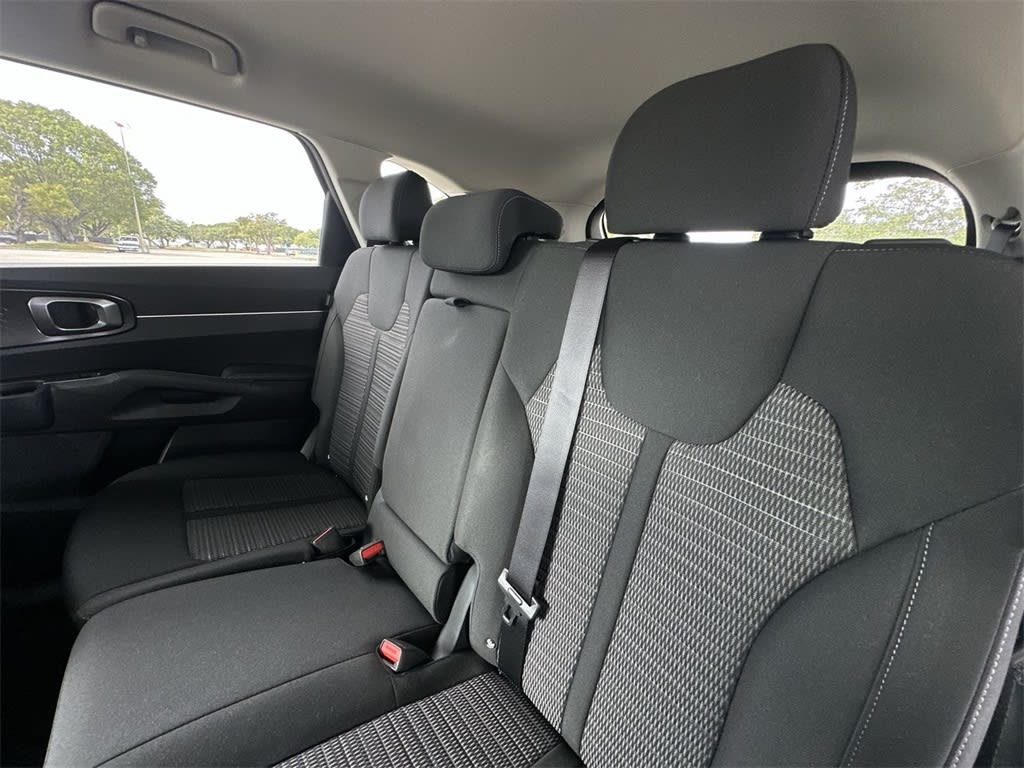 Thumbnail: 2026 Kia Sorento - 13