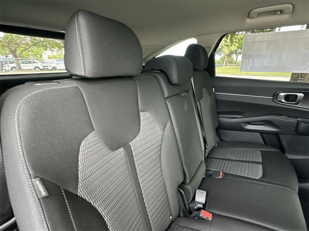 Thumbnail: 2026 Kia Sorento - 28