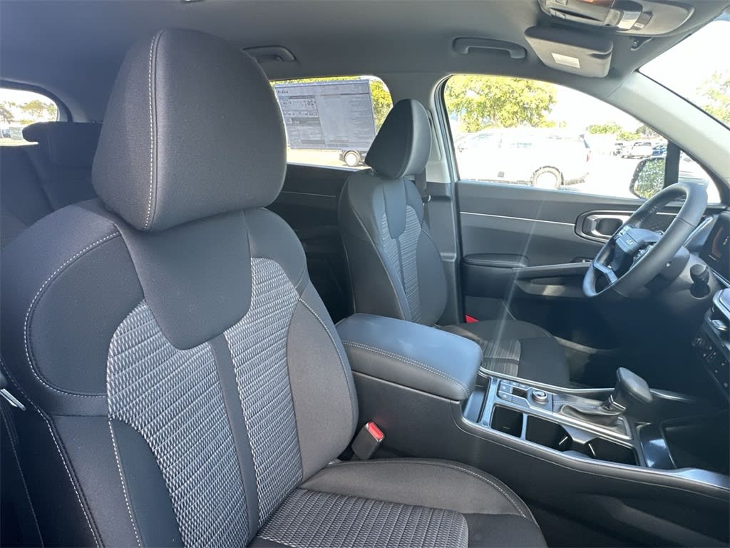 Thumbnail: 2026 Kia Sorento - 12