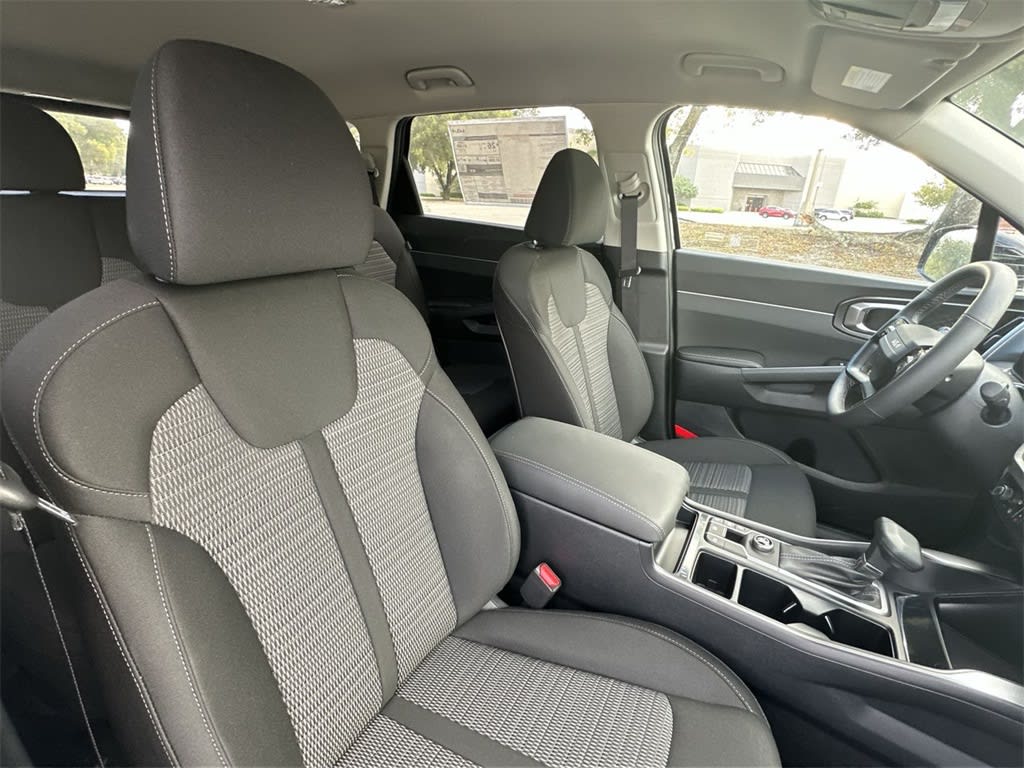 Thumbnail: 2026 Kia Sorento - 11