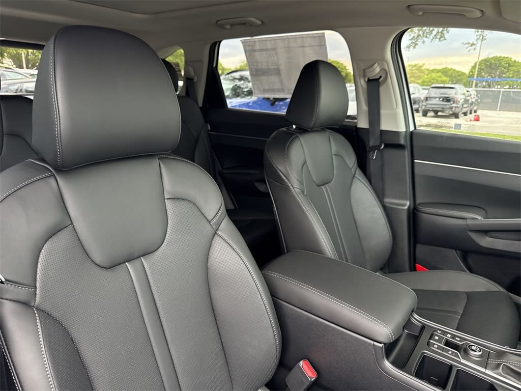 Thumbnail: 2026 Kia Sorento - 29