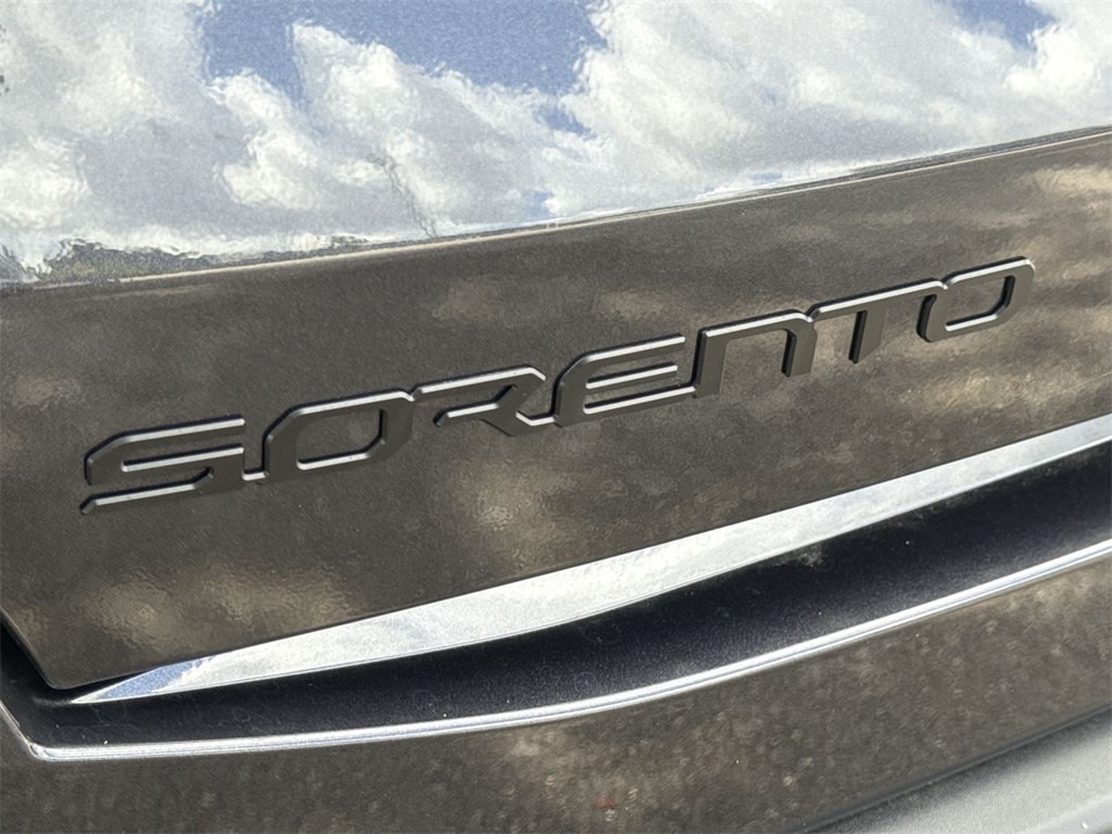 Thumbnail: 2025 Kia Sorento - 7