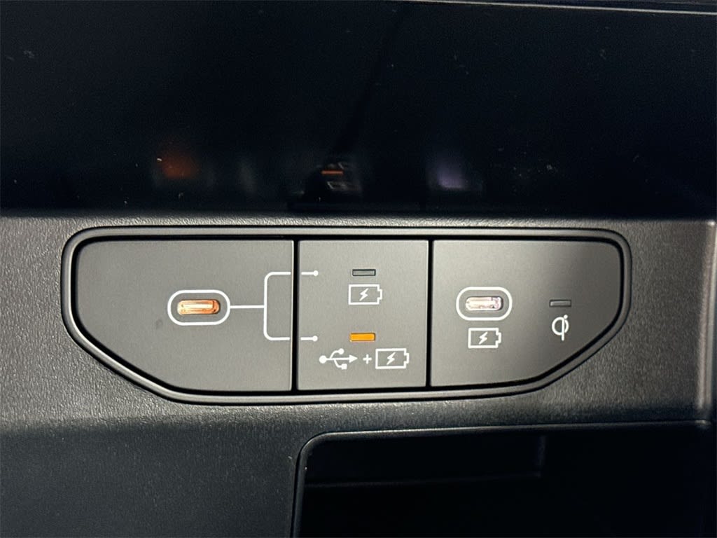 Thumbnail: 2025 Kia Sorento - 25