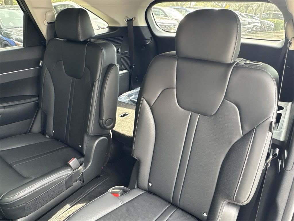 Thumbnail: 2025 Kia Sorento - 13