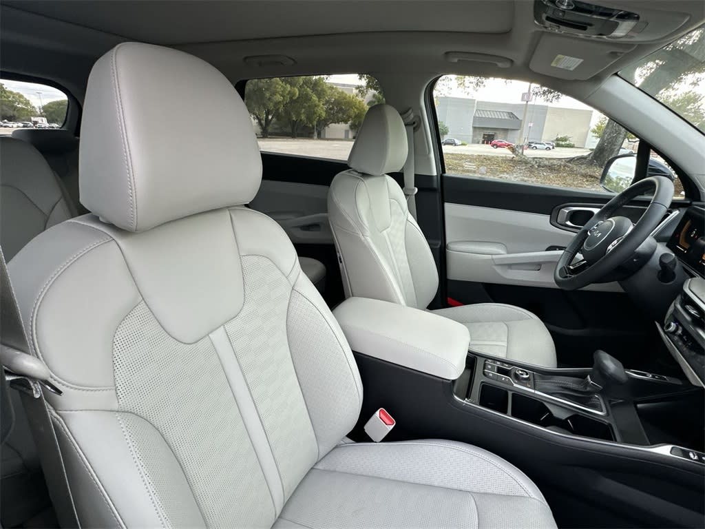 Thumbnail: 2025 Kia Sorento - 28