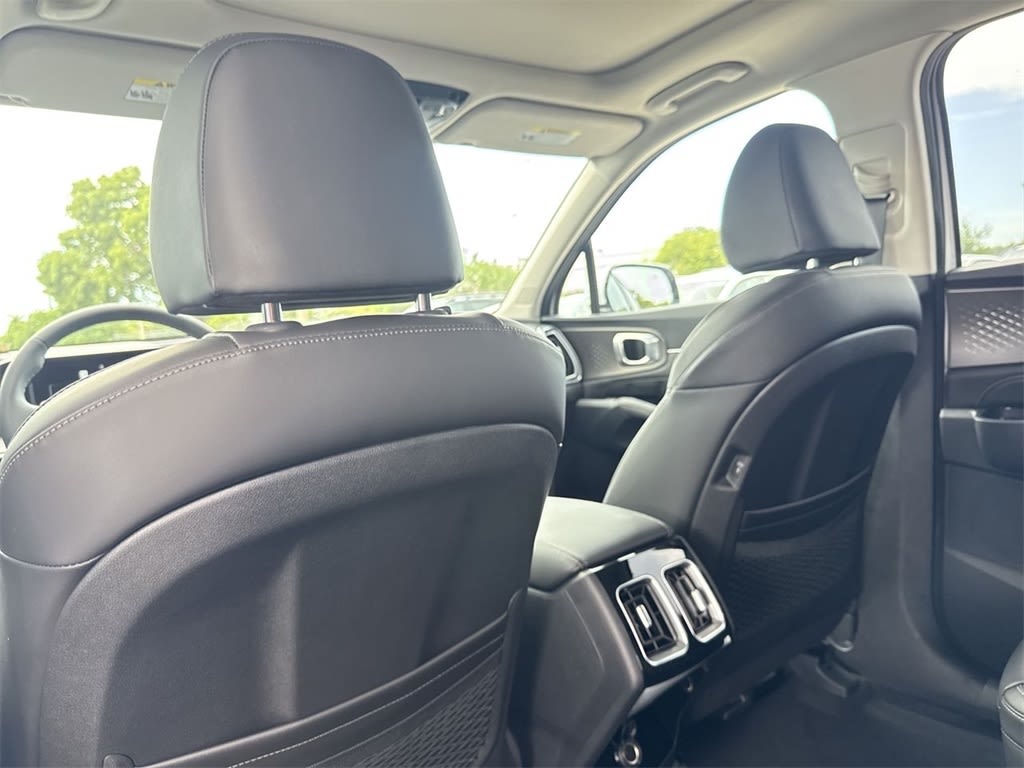 Thumbnail: 2025 Kia Sorento - 27