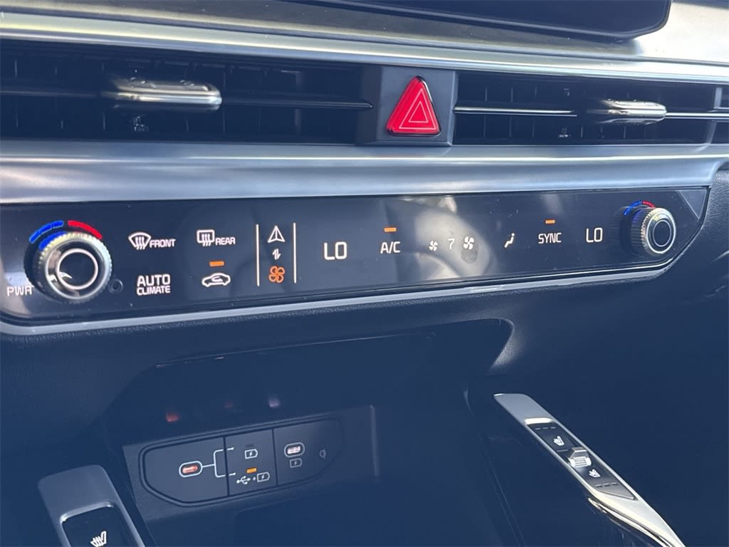 Thumbnail: 2025 Kia Sorento - 23