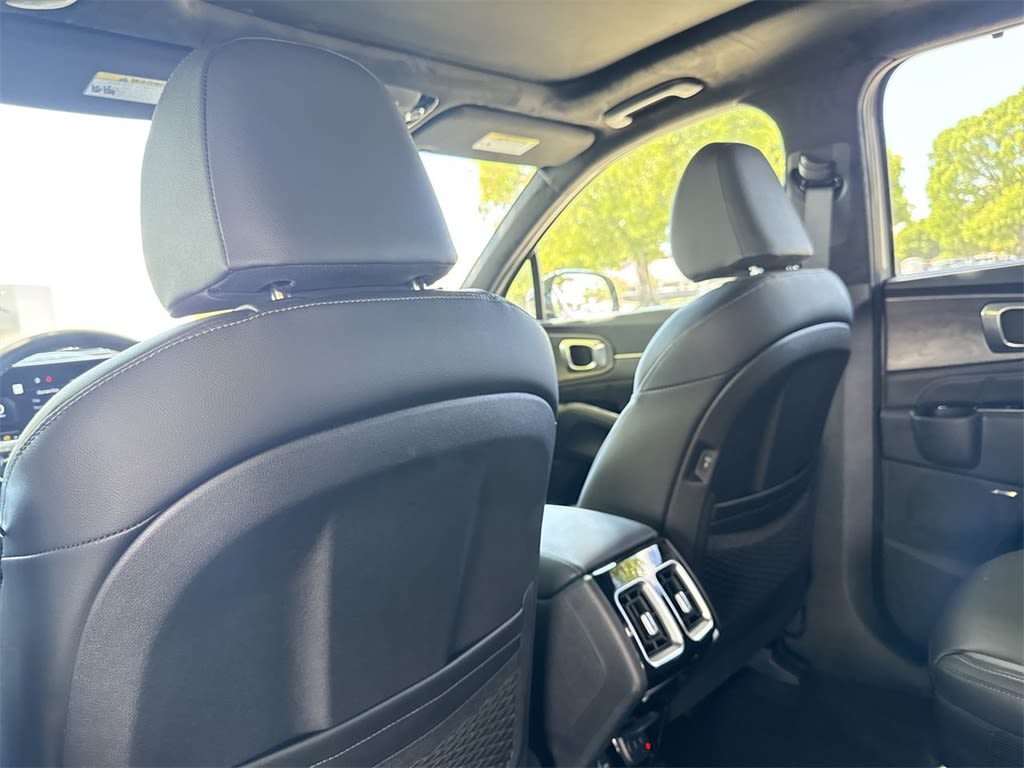 Thumbnail: 2025 Kia Sorento - 12