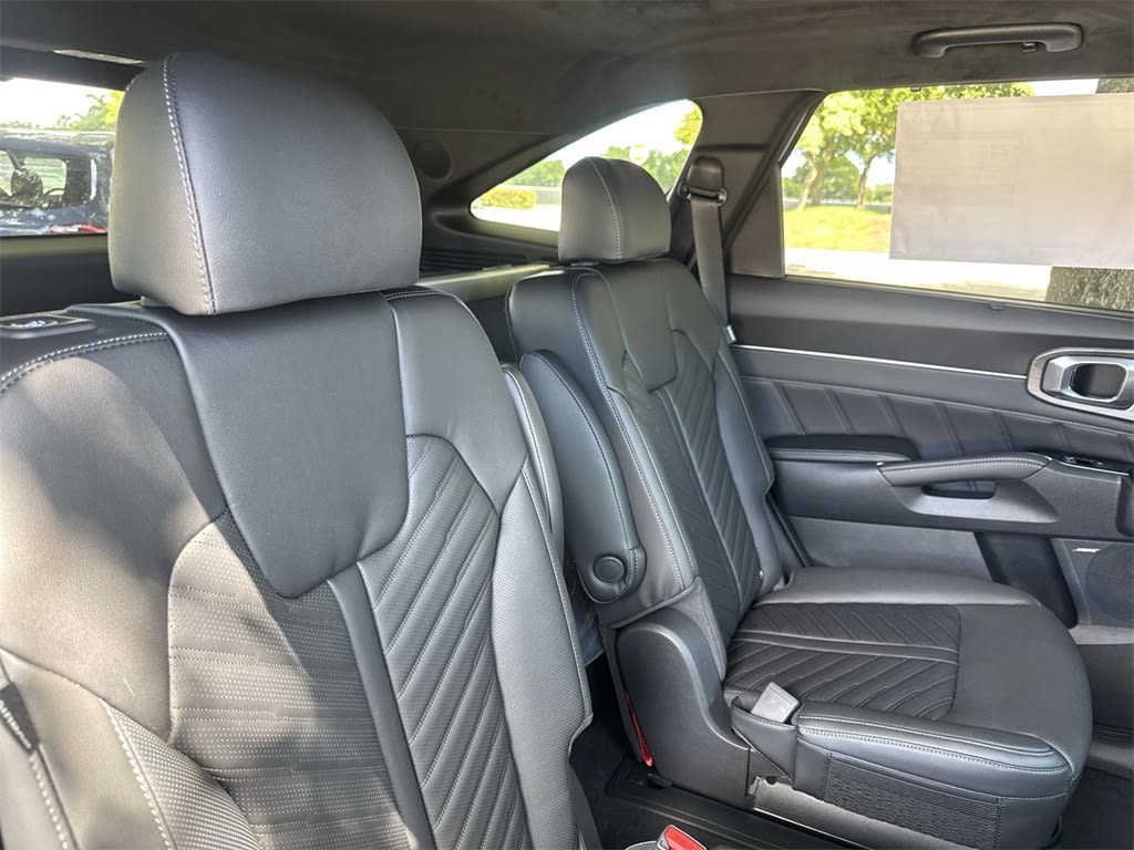 Thumbnail: 2025 Kia Sorento - 26