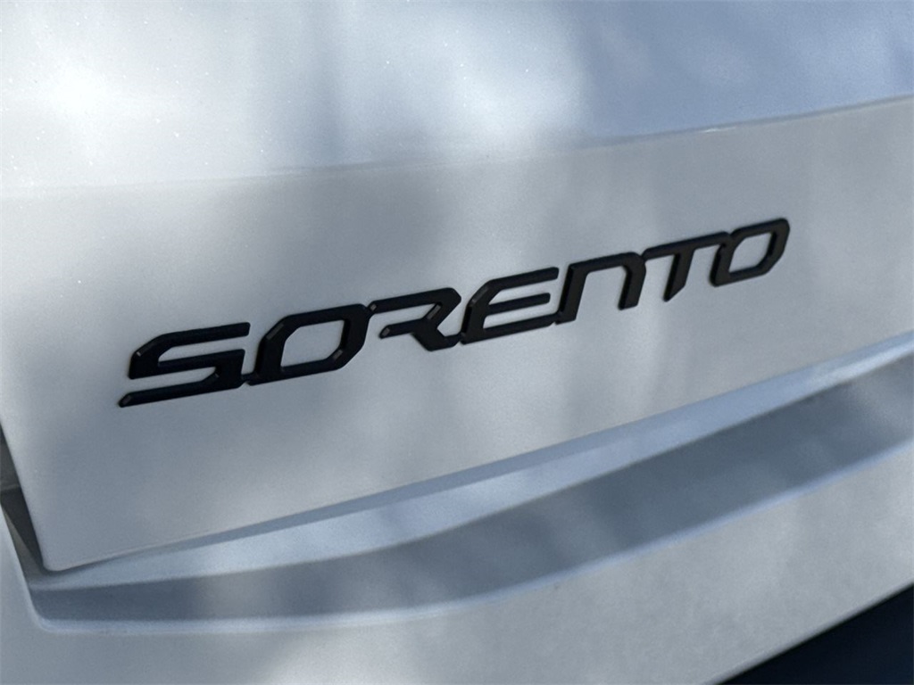 Thumbnail: 2025 Kia Sorento - 7