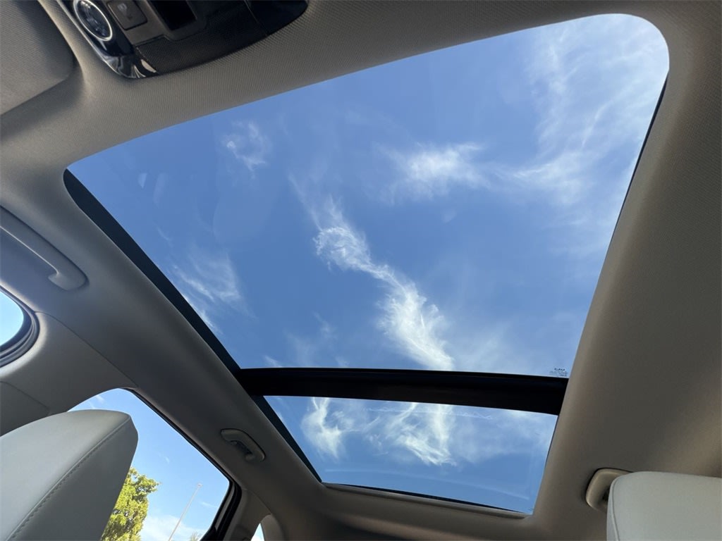 Thumbnail: 2025 Kia Sorento - 24