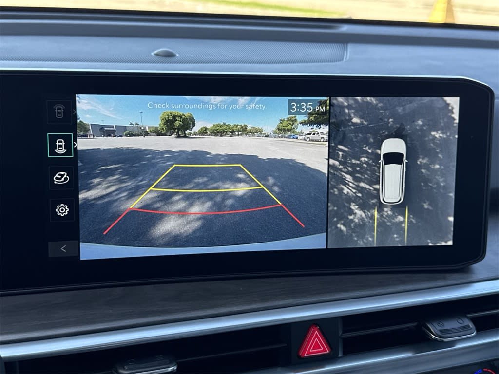 Thumbnail: 2025 Kia Sorento - 25