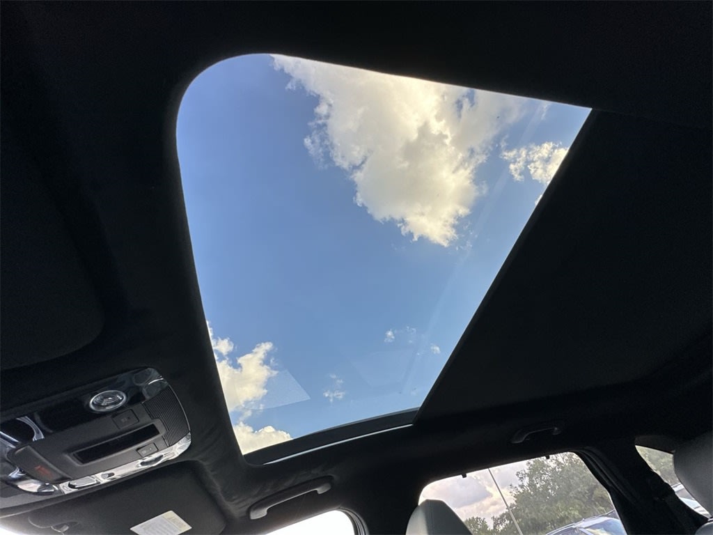 Thumbnail: 2025 Kia Sorento - 24