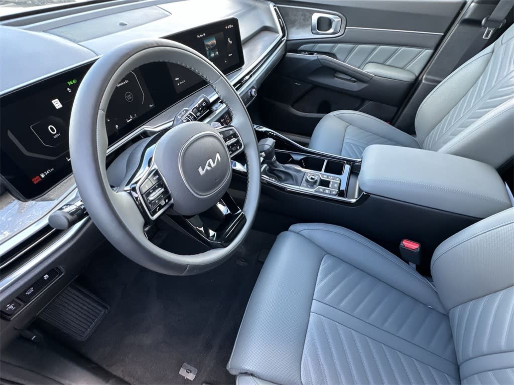 Thumbnail: 2025 Kia Sorento - 2
