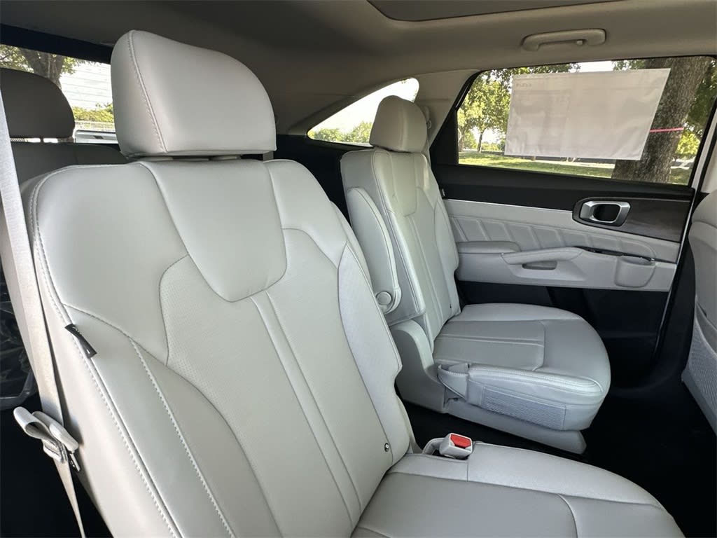 Thumbnail: 2025 Kia Sorento - 27