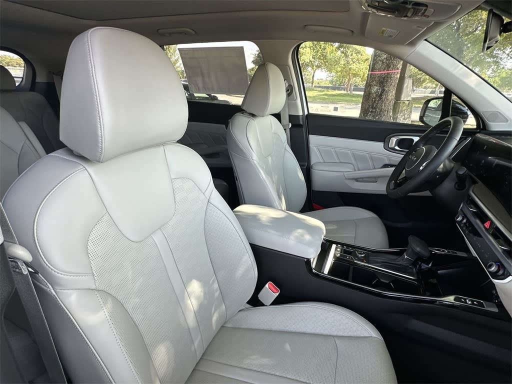 Thumbnail: 2025 Kia Sorento - 28