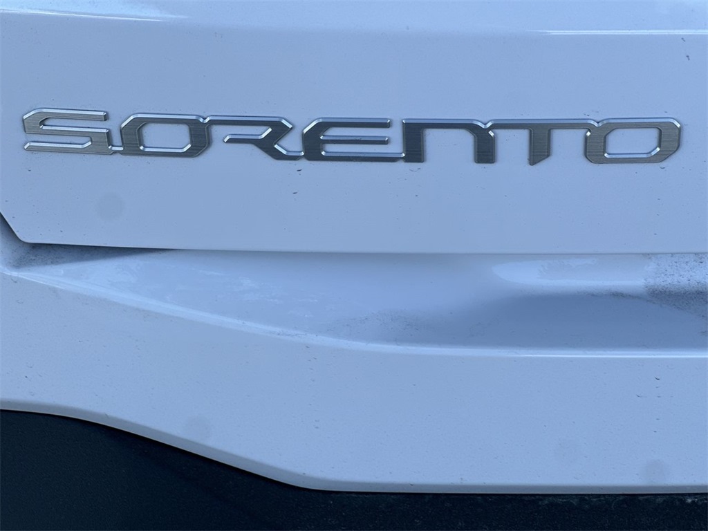 Thumbnail: 2026 Kia Sorento - 7