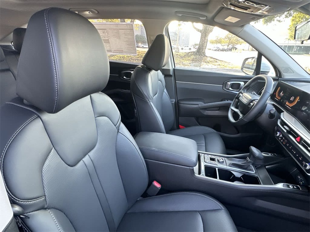 Thumbnail: 2026 Kia Sorento - 28